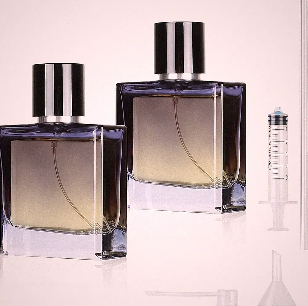 2 Stück 50ml Parfümzerstäuber, Gradient Blue Square Parfüm Zerstäuber für Reisen
