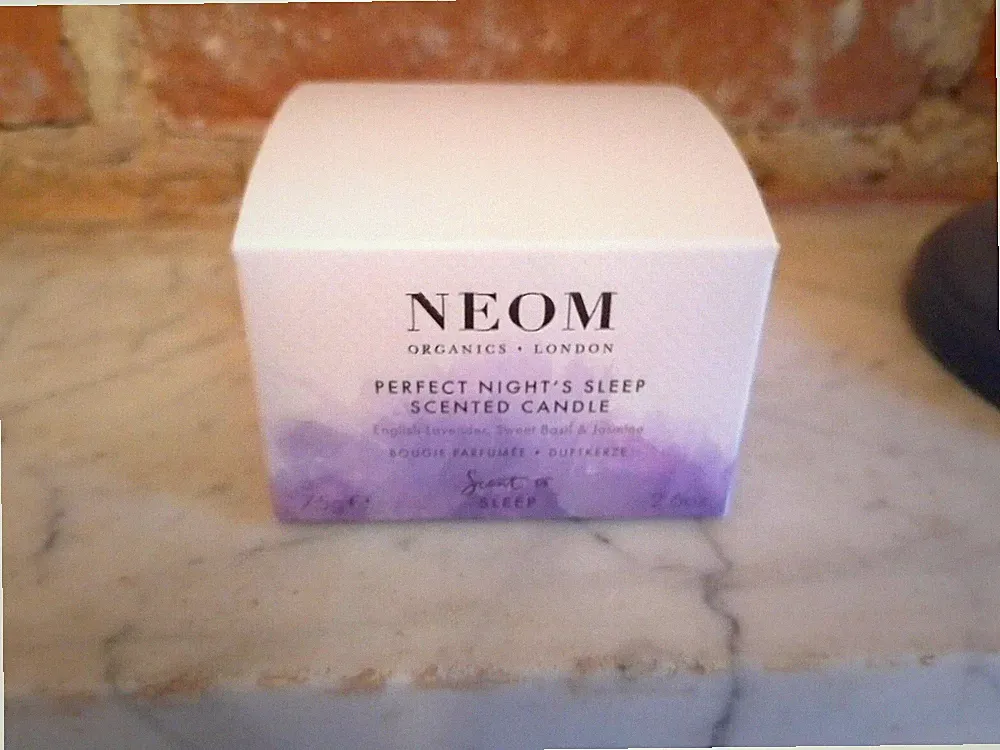 2 x NEOM Organics Perfect Nights Sleep Duftkerze zum Schlafen - 75g