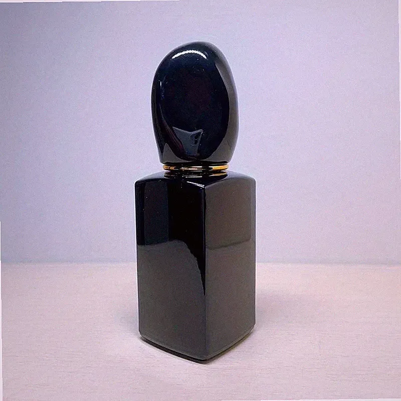 30 ml perfume bottle