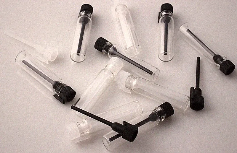 100 leere Probeflaschen 1ml - 9x40mm für Parfüm, Öle oder Aromaproben - schwarz