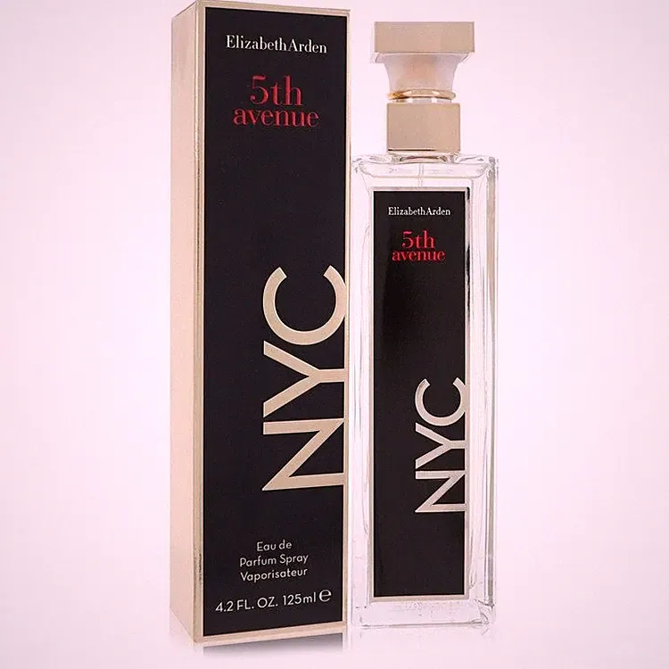 5th Avenue NYC by Elizabeth Arden Eau De Parfum Spray 4.2 oz / e 125 ml