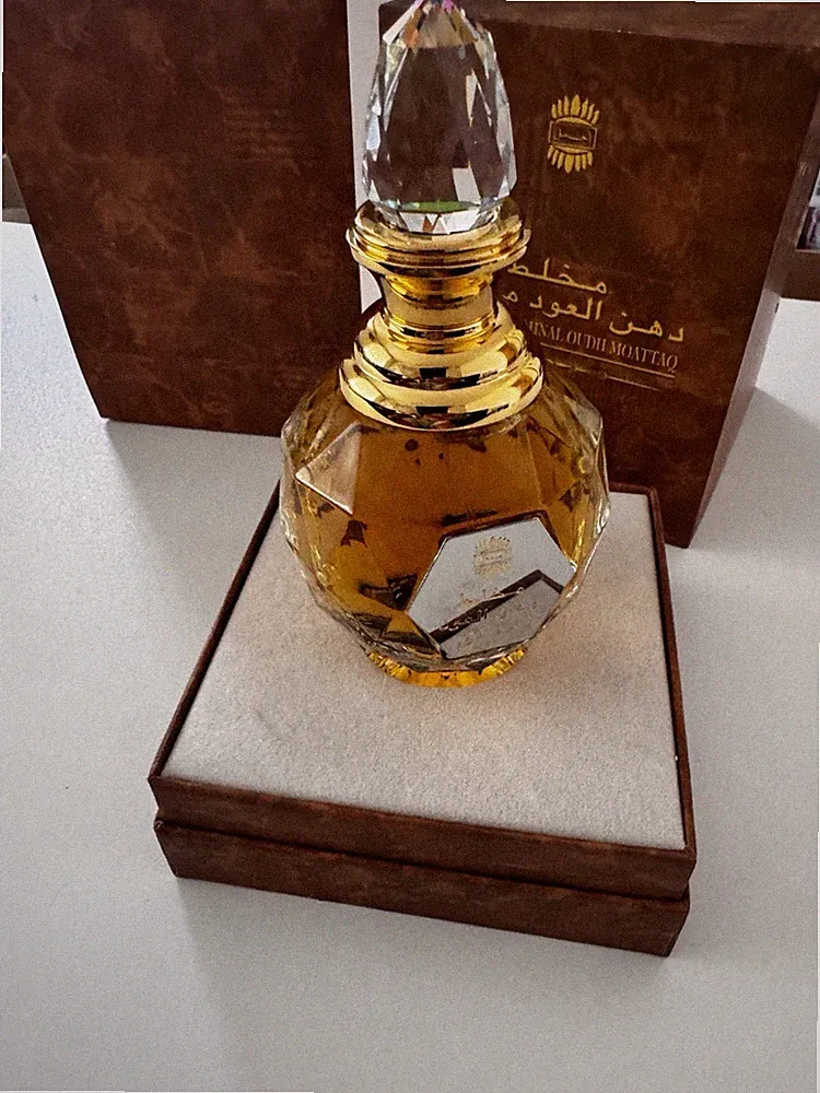 Ajmal Mukhallat Dahnal Oudh Moattaq Eau de Parfum Spray Oud 60 ml