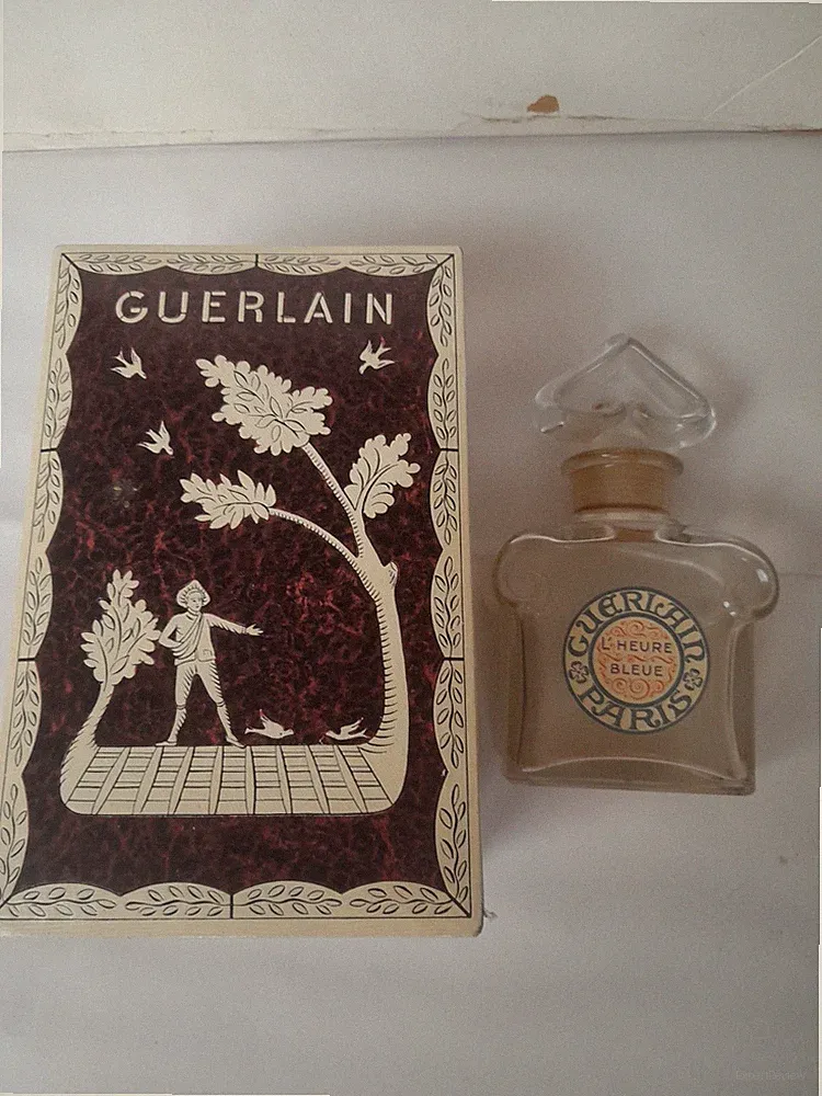 Alter leerer Parfum Flakon Gűerlain Original und keine kostenlose Probe.