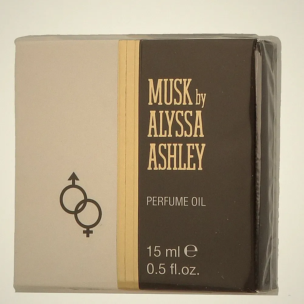 Alyssa Ashley Musk Perfume Oil 15ml