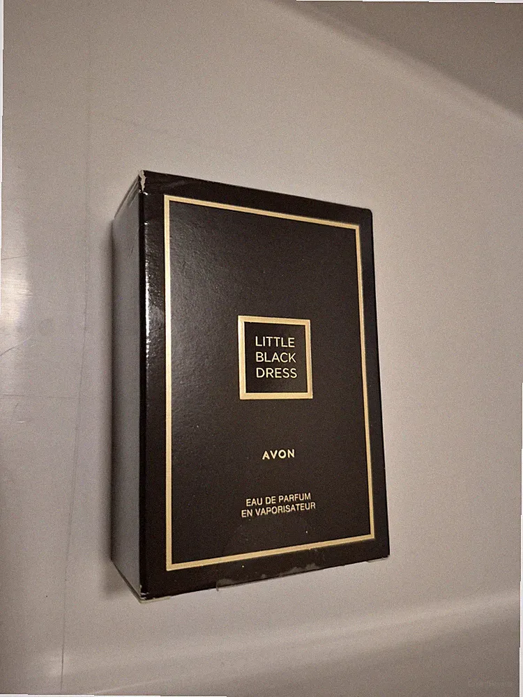 Avon Little Black Dress Damen Eau de Parfum 50 ml