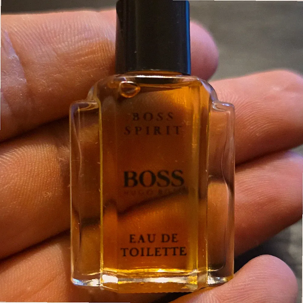 Boss Spirit Eau de Toilette Miniatur Parfum-Flakon, Einzelobjekt
