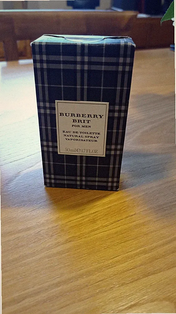 Burberry Brit For Men Eau De Toilette Vaporisateur Natural Spray 50 ml. Vintage.
