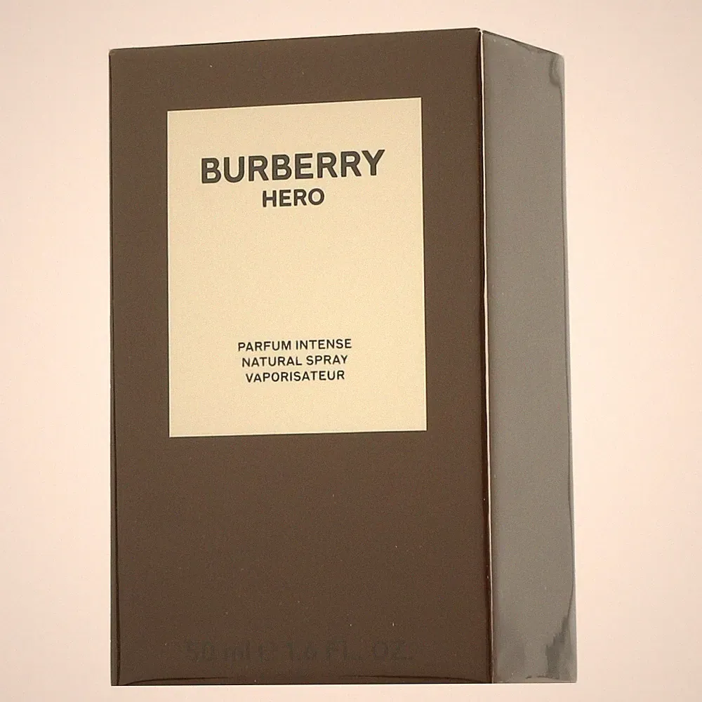 Burberry Hero Parfum Intense 50ml