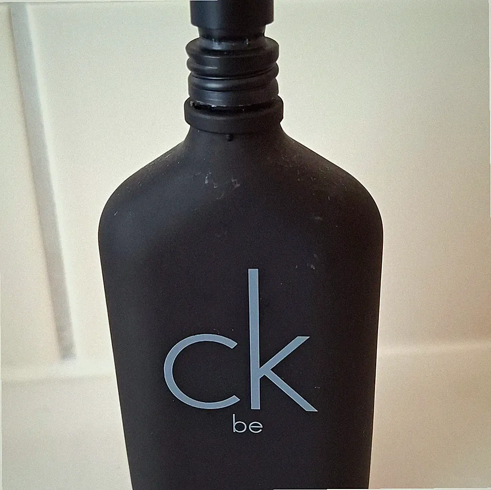 Calvin Klein ck be Eau de Toilette Spray 100 ml Normale Größe