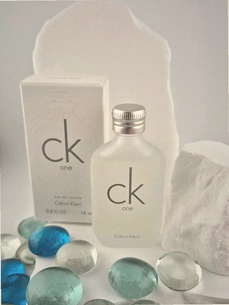 Calvin Klein ck one Miniatur Eau de Toilette Unisex 15 ml NEU/OVP kein Sprüher!