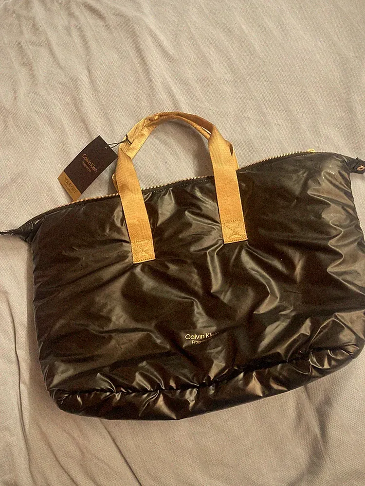 Calvin Klein Duft Damen groß schwarz & gold Fitness Reisetasche 22 x 14" neu mit Etikett