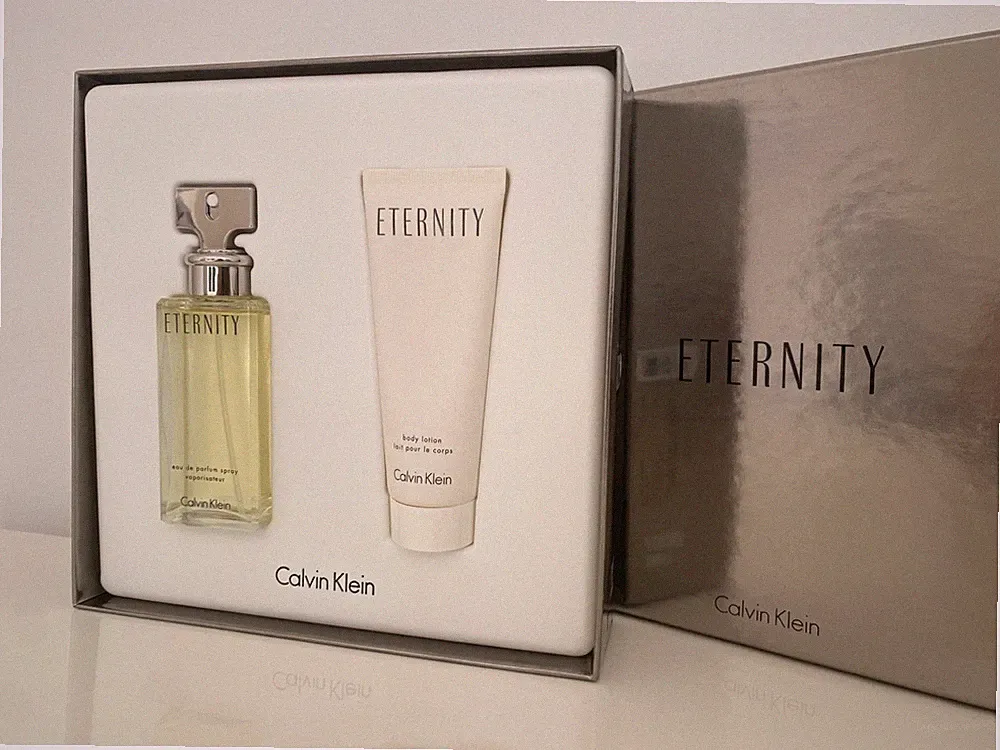 Calvin Klein Eternity Woman Eau de Parfum SET - Body Lotion, Geschenkset OVP