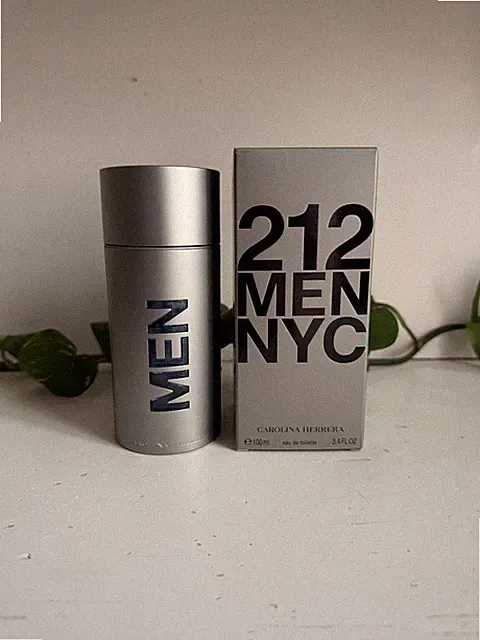 Carolina Herrera - 212 Men - Eau de Toilette - 100 ml - TOP
