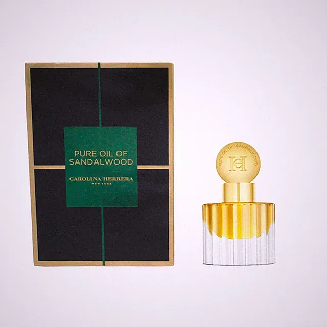 Carolina Herrera Parfum reines Sandelholzöl 15 ml Unisex Duftschichtung
