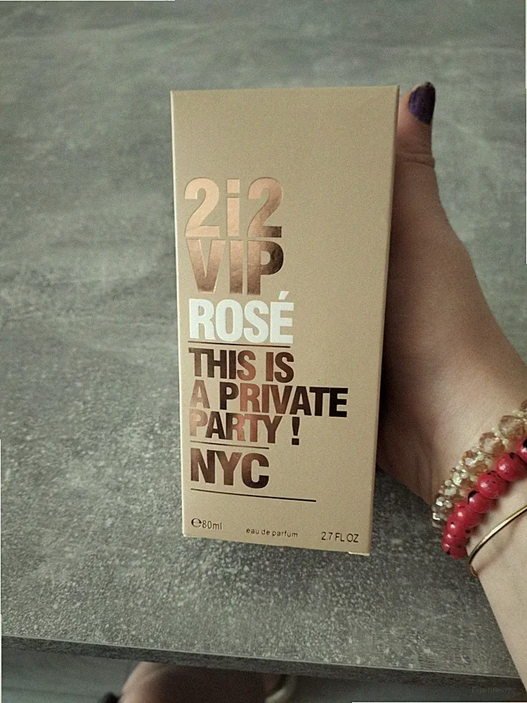 Carolina Herrera Vip Rose Parfüm
