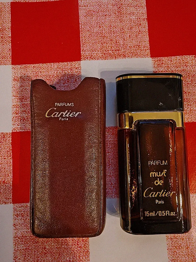 Cartier Paris MUST De Cartier 0,5 Oz. 15 ml Eau De Toilette LEDERBEUTEL - LEER