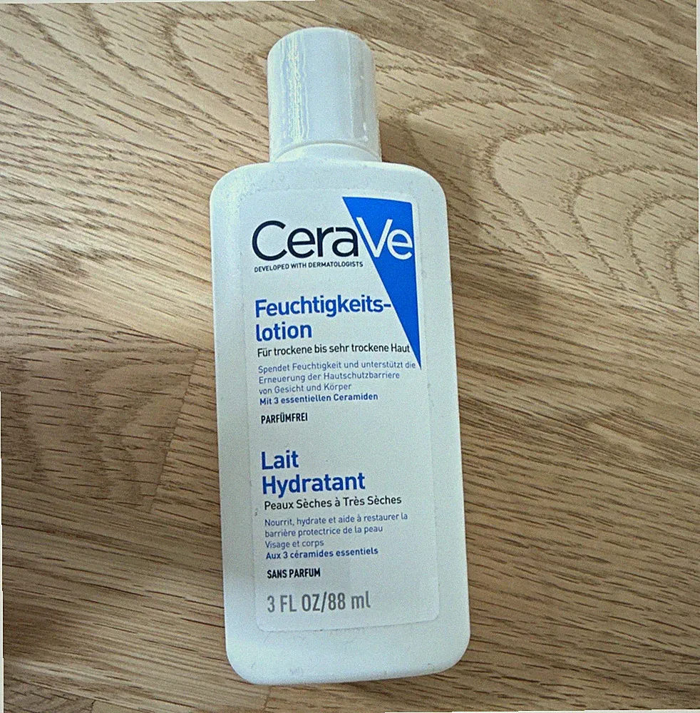 CeraVe Feuchtigkeitslotion parfümfrei mit Ceramiden 88 ml