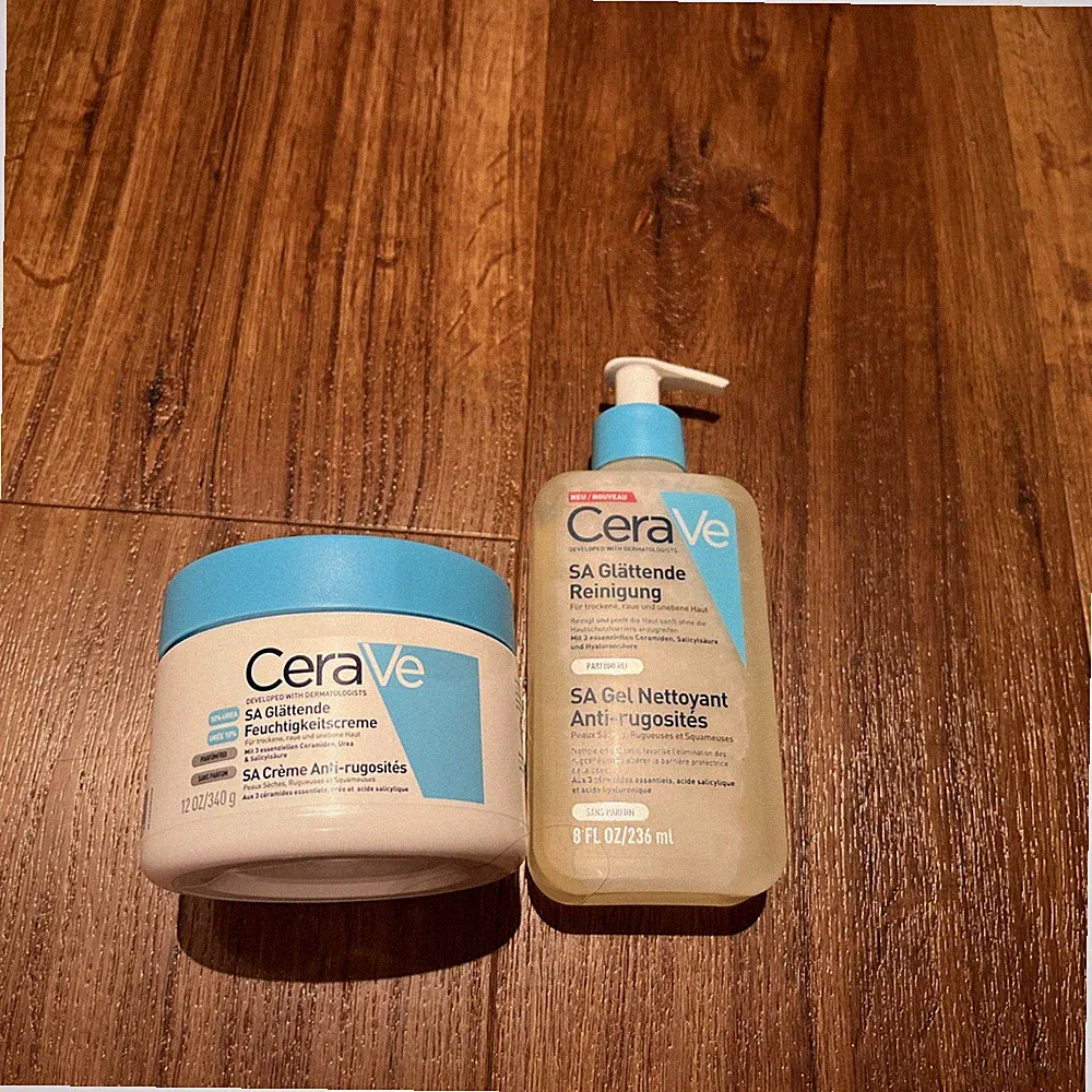 CeraVe SA Glättende Feuchtigkeitscreme 340g + SA Glättende Reinigung 236ml