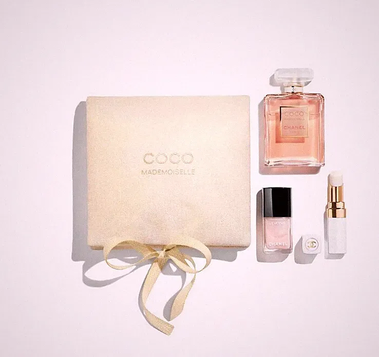 CHANEL COCO MADEMOISELLE SET Eau de Parfum Rouge Baume Le Vernis Tasche