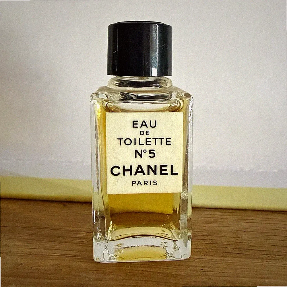 CHANEL N°5 Eau de Toilette Miniaturflakon Einzelobjekt