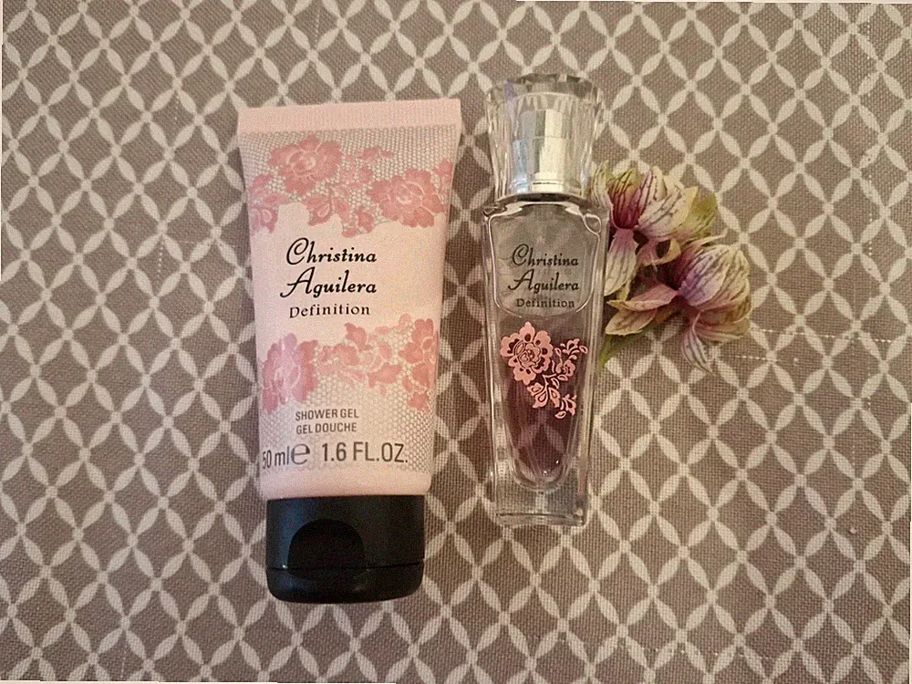 Christina Aguilera Set
