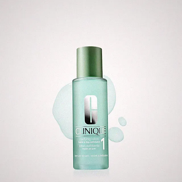 Clinique Clarifying Lotion 1 | Sanftes tägliches Gesichtspeeling für sehr t