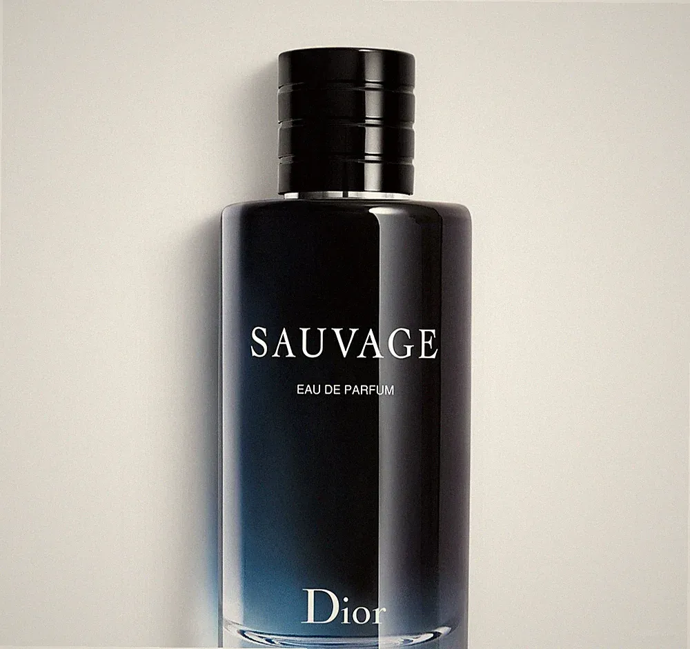 Dior Sauvage Eau de Parfum (EDP) Herrenparfüm 50 ml Parfumflakon