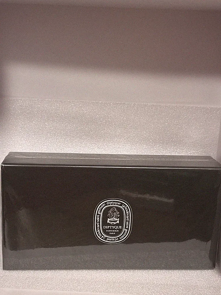 Diptyque Best of Baies Set Duftkerze 70g Duft 50ml oval 35g