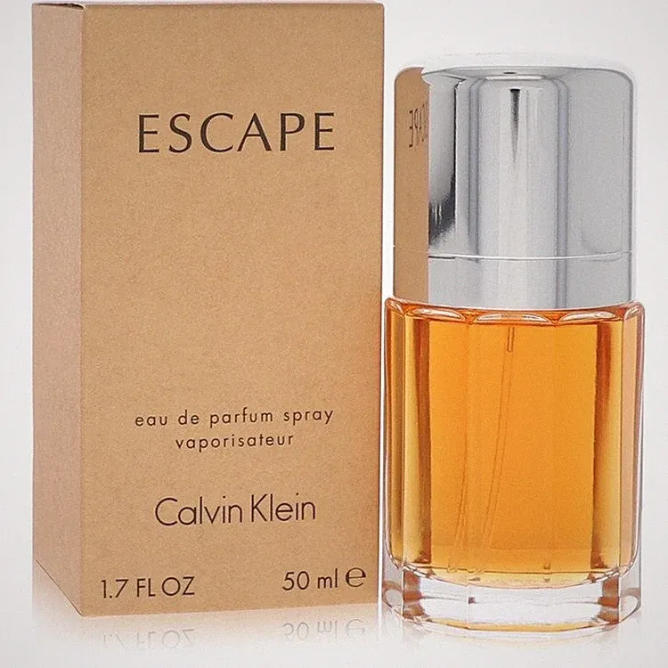 Escape by Calvin Klein Eau De Parfum Spray 1.7 oz / e 50 ml