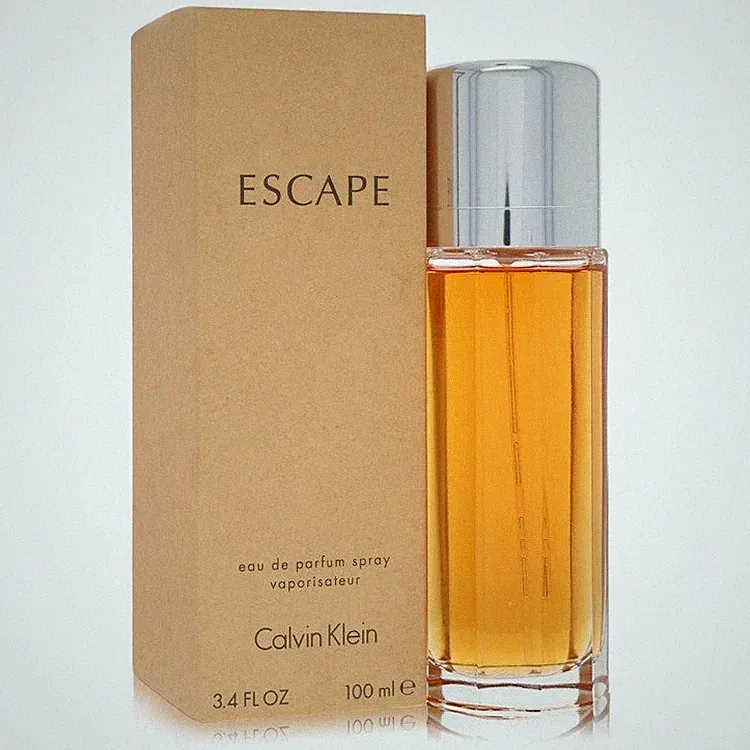 Escape by Calvin Klein Eau De Parfum Spray 3.4 oz / e 100 ml
