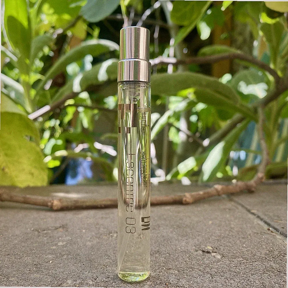 ESCENTRIC MOLECULES Escentric 03 8ml Travelspray Eau de Toilette Unisex Parfum