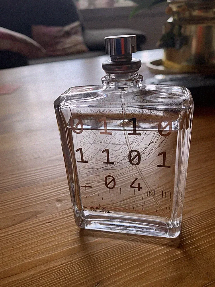 Escentric Molecules Molecule 04 Eau de Toilette 100ml Unisexduft
