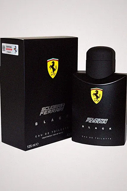 Ferrari Black Scuderia Eau de Toilette Spray 125 ml Herrenduft fruchtiger Duft