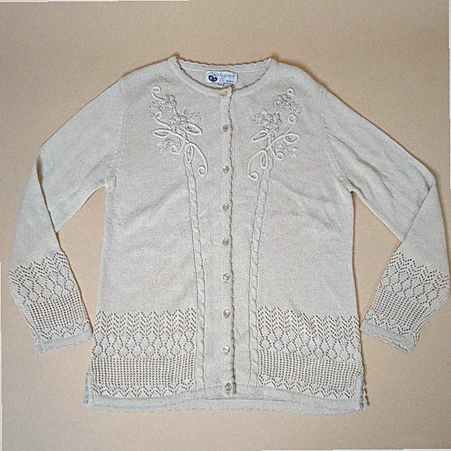 Fragrance Collections Haferflocken geknöpfte lange geblümte Häkel Strickjacke Größe M