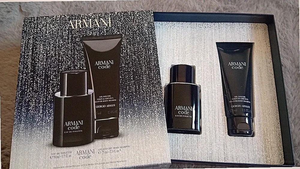 Giorgio Armani Code Pour Homme Set Eau de Toilete 50ml + 75ml shower gel
