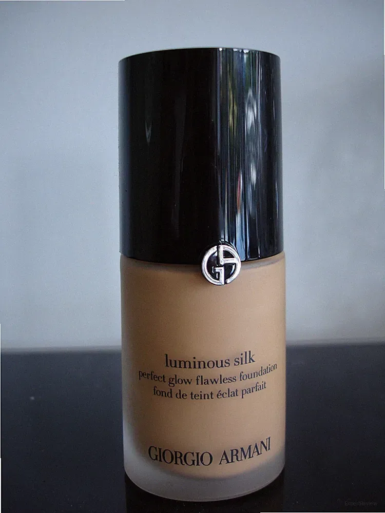 Giorgio Armani Luminous Silk Liquid Foundation Shade 7.8 Medium Glow 30ml