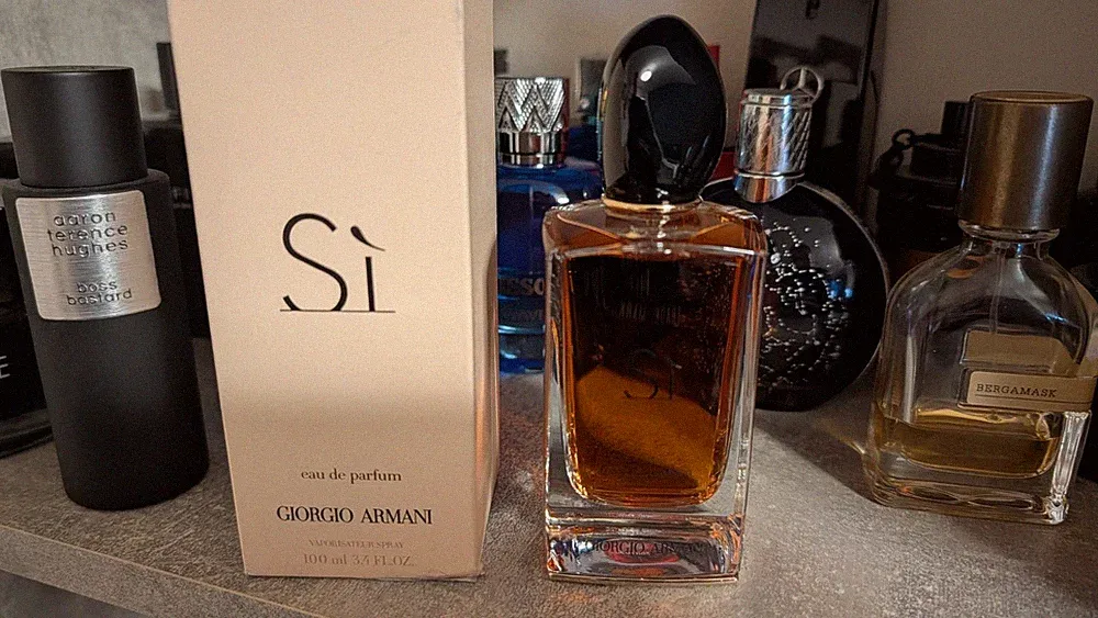 Giorgio Armani Si 100ml Eau De Parfum Flakon von vor Reformulierung