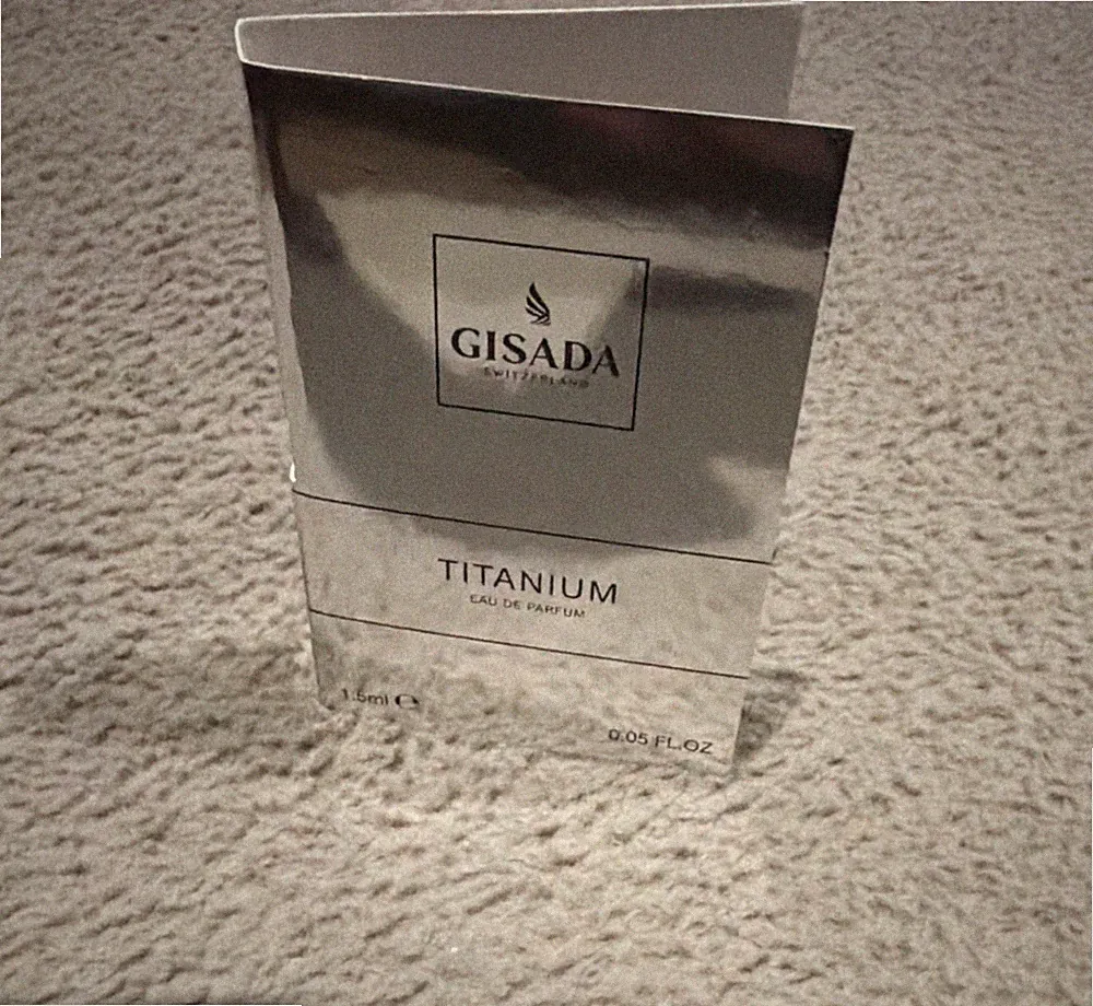 Gisada Titanium for Men Eau de Parfum 1,5 ml Neu