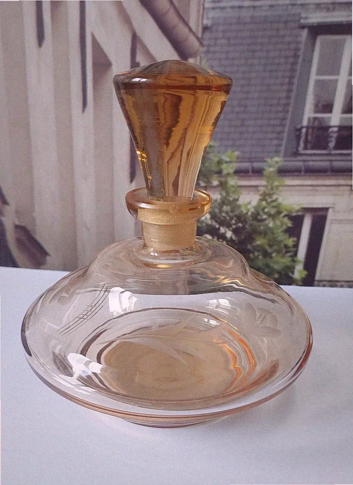 Glas Flakon Flasche Karaffe Deko Parfüm Vintage Farbe Bernstein mit Muster