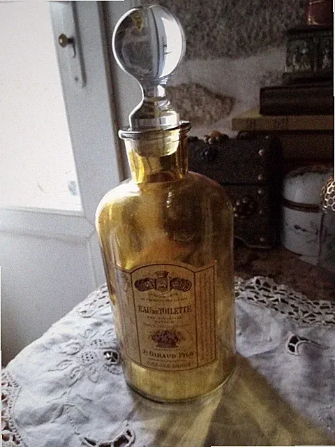 GROSSE BERNSTEINFLASCHE EAU DE TOILETTE J. GIRAUD FILS ETIKETT 1 WENIG GONDOLIERT 15 cm