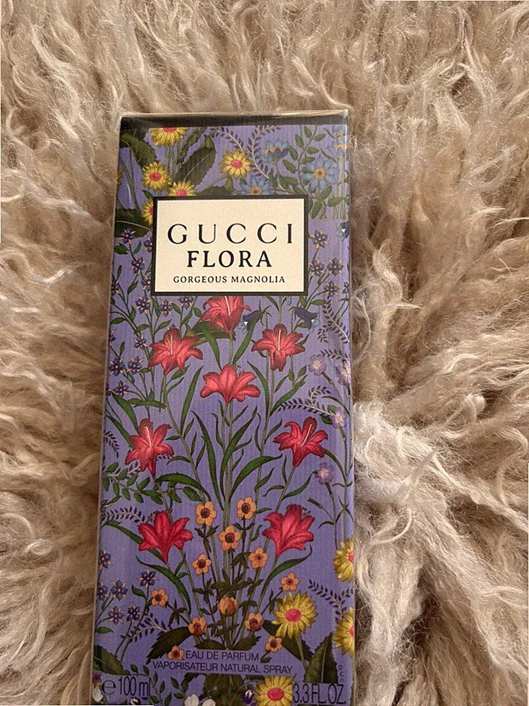 Gucci Damenparfüm FLORA Gorgeous Magnolia 100ml eau de Parfum Zerstäuber