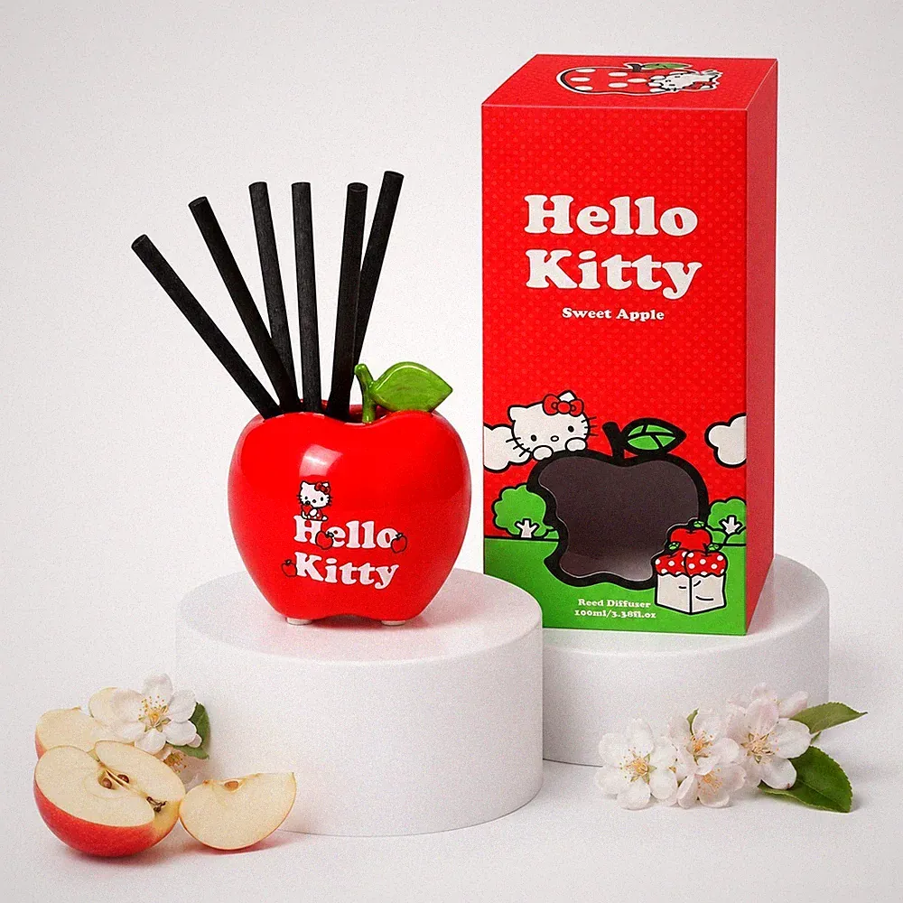 Hello Kitty Apfelförmiger Schilf Diffuser 100ml - Niedlicher dekorativer Raumduft Gi