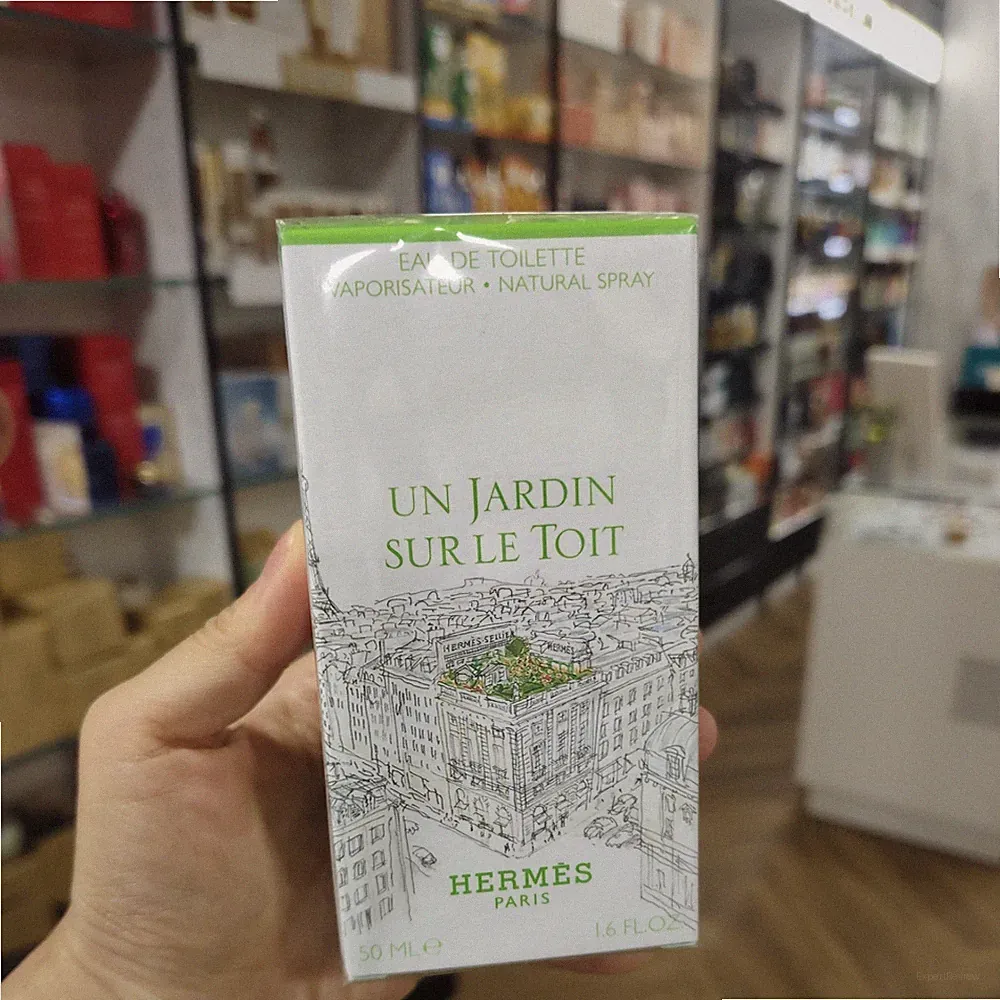 Hermes un jaedin sur le roof50ml
