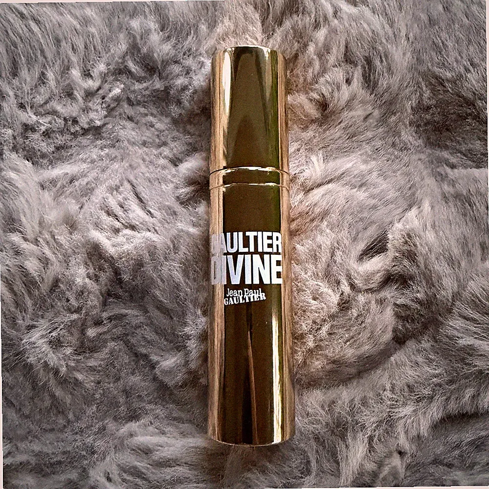 Jean Paul Gaultier Divine Eau de Parfum Spray Reisegröße 10 ml