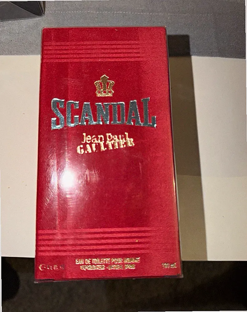 Jean Paul Gaultier Scandal Eau de Toilet Spray 100ml Normale Größe