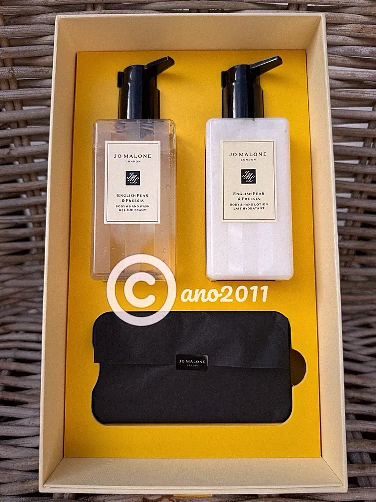 Jo Malone English Pear & Freesia Shower Gel & Bodylotion je 250 ml im Set NEU