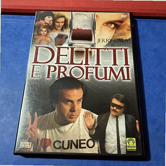 KRIMINALITÄT UND PARFUMS JERRY CALA' - GETESTET - DVD ITALIENISCHER FILM SAMMLUNG