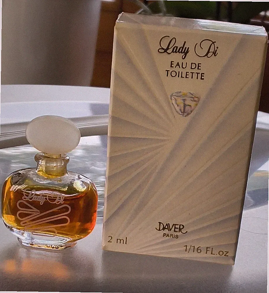 Lady Di Eau de Toilette – Vintage Miniatur Flakon mit OVP (Daver Paris)