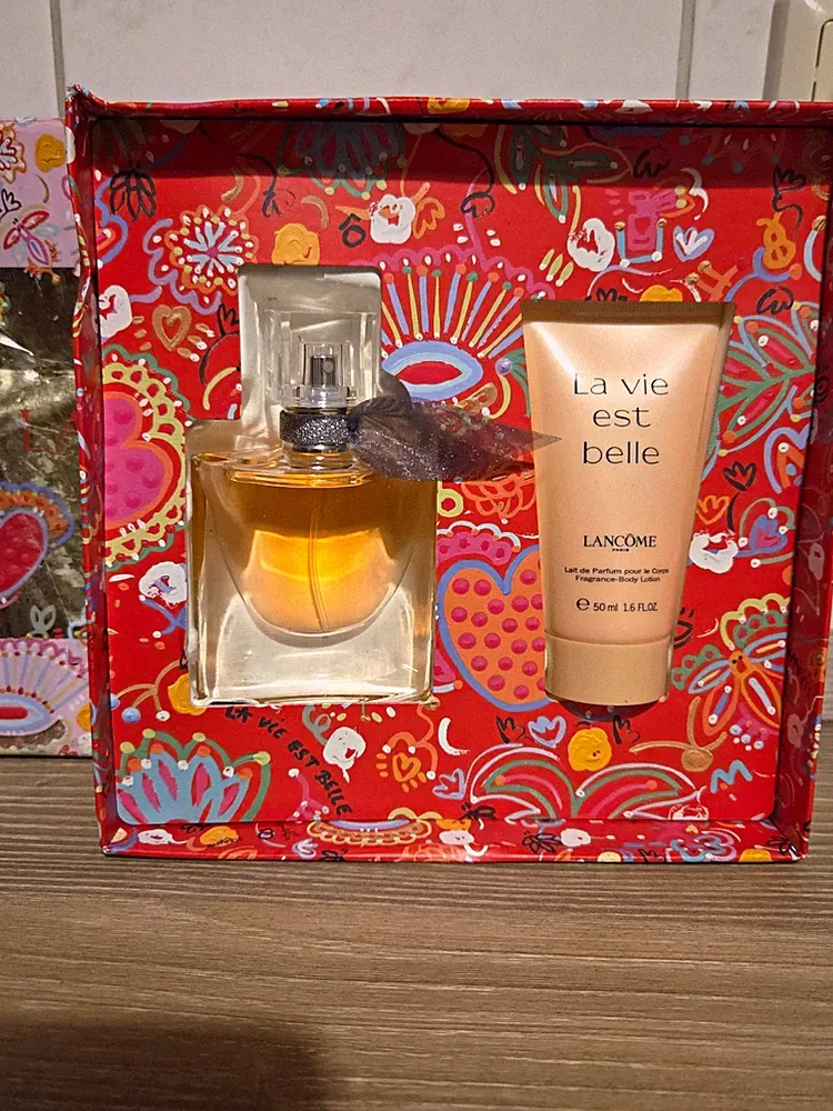 Lancôme La vie est belle Eau de Parfum Spray 30 ml Nachfüllbar Reisegröße