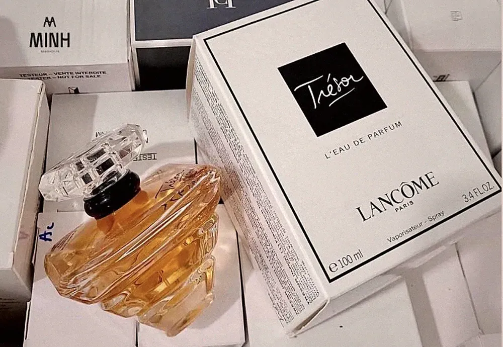 Lancôme Trésor Eau de Parfum Spray Normale Größe, 100 ml Inhalt